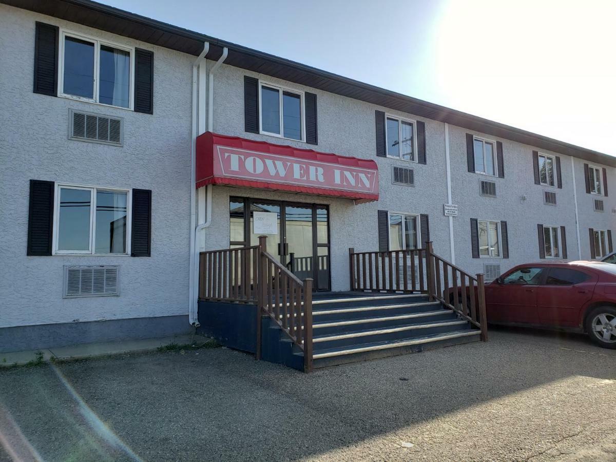 Tower Inn Estevan Экстерьер фото